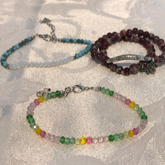 Awesome bracelet bundle!! - Picture 2 of 2